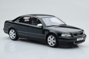 Audi S8 D2 Zöld Otto 1:18 OT916 Gyanta – 4. kép a 6-ből