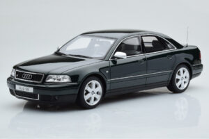 Audi S8 D2 Zöld Otto 1:18