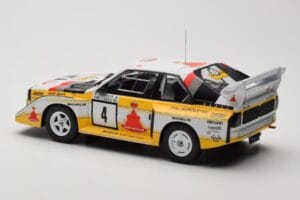 Audi Sport Quattro S1 E2 #4 S. Blomqvist / B. Cederberg Rally 1000 Lakes 1985 IXO 1:18 18RMC161A Fém – 5. kép a 6-ből