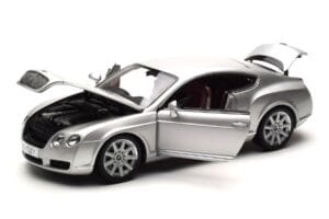 Bentley Continental GT Ezüst Minichamps 1:18 100139021 Fém – 2. kép a 8-ből