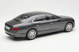 Bentley Flying Spur W12 Granite Szürke Kyosho 1:18 08891GN Fém – 3. kép a 8-ből