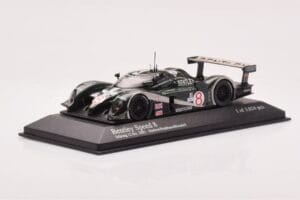 Bentley Speed 8 #8 J. Herbert / D. Brabham / M. Blundell Sebring 12 Hours 2003 Minichamps 1:43 400031398 Fém – 2. kép a 4-ből