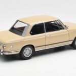 BMW 2002 Ti E10 Sahara Bézs Kyosho 1:18 08541BG - image 3 of 8