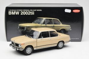 BMW 2002 Ti E10 Sahara Bézs Kyosho 1:18 08541BG Fém – 8. kép a 8-ből