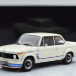 BMW 2002 Turbo Fehér Kyosho 1:18 - image 8 of 8