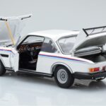 BMW 3.0 CSL E9 Fehér Dealer Edition Minichamps 1:18 - image 4 of 7