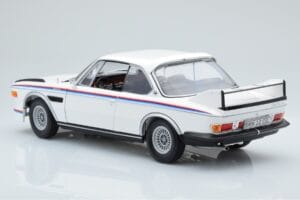 BMW 3.0 CSL E9 Fehér Dealer Edition Minichamps 1:18 80435A5D020 Fém – 6. kép a 7-ből