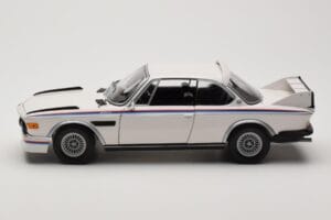 BMW 3.0 CSL E9 Fehér Heritage Edition Minichamps 1:18 80432411550 Fém – 4. kép a 8-ből