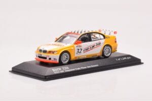BMW 320i E46 Wiechers Sport #32 Hennerici / Wiechers WTCC 2005 Minichamps 1:43 400052432 Fém – 2. kép a 4-ből