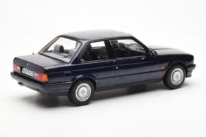BMW 325i E30 Kék Metál Norev 1:18 183201 Fém – 2. kép a 6-ből