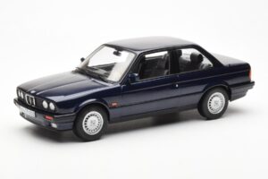 BMW 325i E30 Kék Metál Norev 1:18