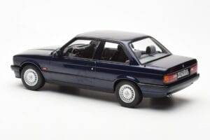 BMW 325i E30 Kék Metál Norev 1:18 183201 Fém – 5. kép a 6-ből