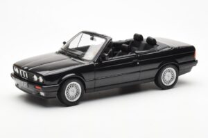 BMW 325i E30 Kabrió Fekete Metál Norev 1:18