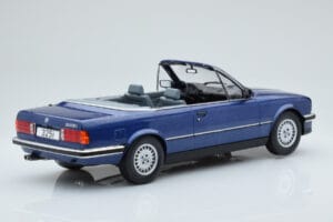 BMW 325i E30 Kabrió Kék MCG 1:18 MCG18381 Fém – 2. kép a 5-ből
