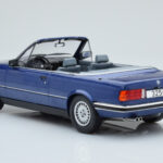 BMW 325i E30 Kabrió Kék MCG 1:18 - image 4 of 5