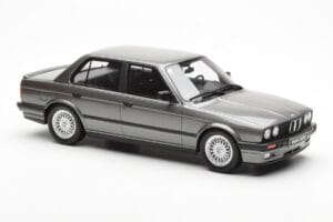 BMW 325i E30 Szedán Dolphin Szürke Otto 1:18 OT819 Gyanta – 4. kép a 6-ből