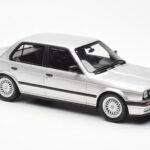 BMW 325i E30 Ezüst Otto 1:18 OT912 - image 4 of 6