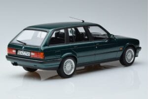 BMW 325i E30 Touring Zöld Metál Norev 1:18 183219 Fém – 2. kép a 6-ből