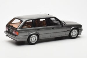 BMW 325i E30 Touring Szürke Otto 1:18 OT929 Gyanta – 2. kép a 6-ből