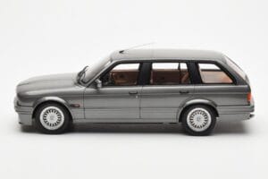 BMW 325i E30 Touring Szürke Otto 1:18 OT929 Gyanta – 3. kép a 6-ből