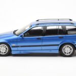 BMW 328i E36 Touring M Package Kék Otto 1:18 - image 3 of 6