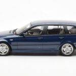 BMW 330i E46 Touring Kék Otto 1:18 - image 3 of 6