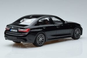 BMW 330i G20 Fekete Metál Norev 1:18 183277 Fém – 3. kép a 7-ből