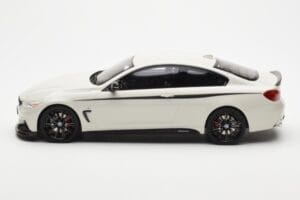 BMW 435i F32 M Performance Package Fehér GT Spirit 1:18 GT710 Gyanta – 3. kép a 6-ből