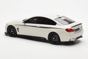 BMW 435i F32 M Performance Package Fehér GT Spirit 1:18 GT710 Gyanta – 5. kép a 6-ből
