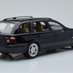 BMW 540 E39 Touring M Package Fekete Otto 1:18 - image 2 of 6