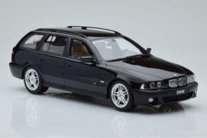 BMW 540 E39 Touring M Package Fekete Otto 1:18 OT1013 Gyanta – 4. kép a 6-ből