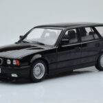 BMW 540i E34 Touring Fekete Metál MCG 1:18