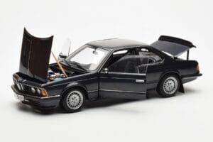 BMW 635 CSi E24 Diamant Fekete Metál AUTOart 1:18 70521 Fém – 2. kép a 8-ből