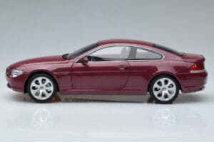 BMW 645Ci E63 Sötétpiros Kyosho 1:18 08701CR Fém – 4. kép a 7-ből