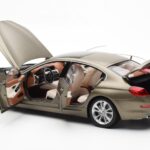 BMW 650i F06 Gran Coupe Frozen Bronz Metallic Paragon 1:18 - image 5 of 8