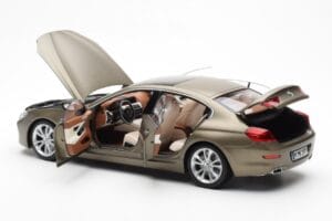 BMW 650i F06 Gran Coupe Frozen Bronz Metallic Paragon 1:18 80432218742 Fém – 5. kép a 8-ből