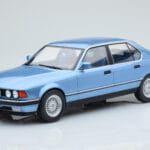 BMW 7 Series E32 730i Kék MCG 1:18 MCG18160 Fém