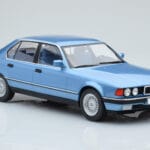BMW 7 Series E32 730i Kék MCG 1:18 MCG18160 Fém - image 3 of 5