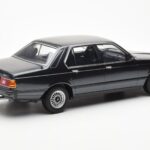 BMW 733i E23 Fekete Metallic KK-Scale 1:18 - image 2 of 6