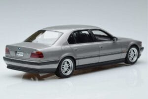 BMW 7 Series E38 750iL Otto 1:18 OT952 Gyanta – 2. kép a 6-ből