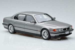 BMW 7 Series E38 750iL Otto 1:18 OT952 Gyanta – 4. kép a 6-ből