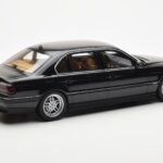 BMW 750iL E38 Fekete Otto 1:18 - image 2 of 6