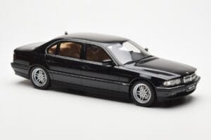 BMW 750iL E38 Fekete Otto 1:18 OT609 Gyanta – 4. kép a 6-ből