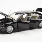 BMW 760Li E66 Fekete Kyosho 1:18 - image 2 of 9