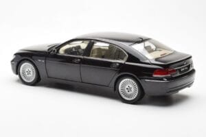 BMW 760Li E66 Fekete Kyosho 1:18 08572BK Fém – 7. kép a 9-ből