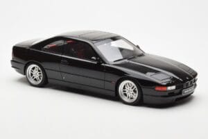 BMW 850 CSi E31 Fekete Otto 1:18 OT827 Gyanta – 4. kép a 6-ből
