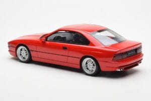 BMW 850 CSi E31 Piros Otto 1:18 OT158 Gyanta – 5. kép a 6-ből