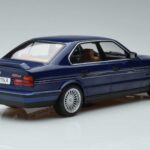 BMW Alpina B10 4.6 E34 Kék MCG 1:18 MCG18230 Fém - image 2 of 6