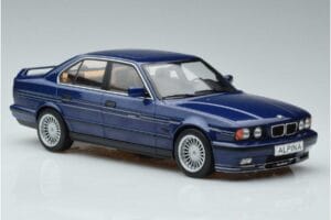 BMW Alpina B10 4.6 E34 Kék MCG 1:18 MCG18230 Fém – 4. kép a 6-ből