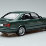 BMW Alpina B10 4.6 E34 Zöld MCG 1:18 MCG18229 Fém - image 2 of 6